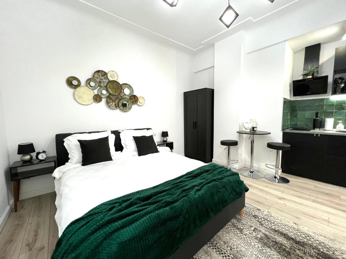 Green Spot - Premium Studio - Sanador Victoriei Bukarest Eksteriør billede
