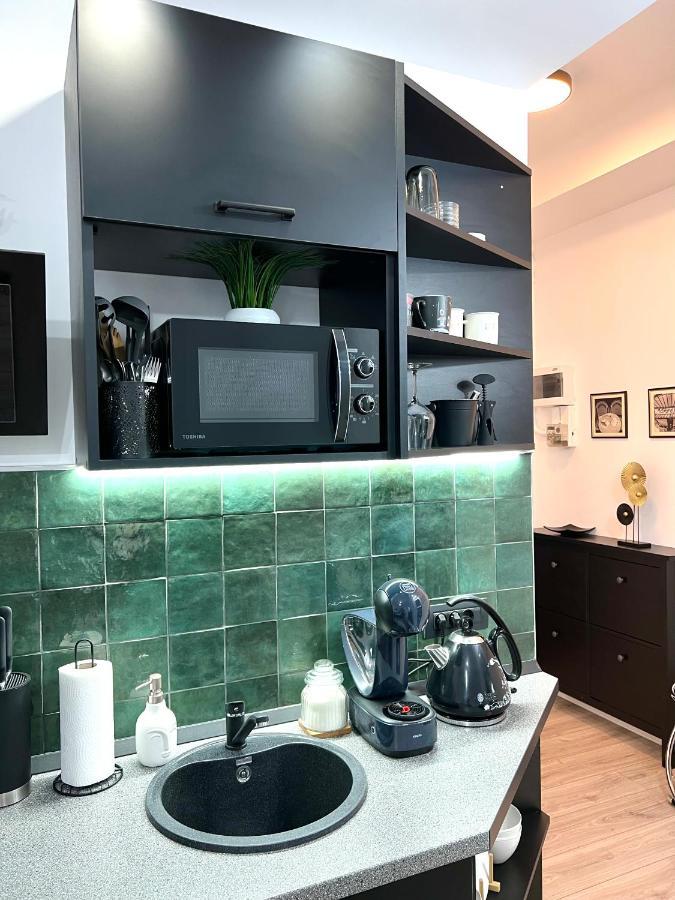 Green Spot - Premium Studio - Sanador Victoriei Bukarest Eksteriør billede